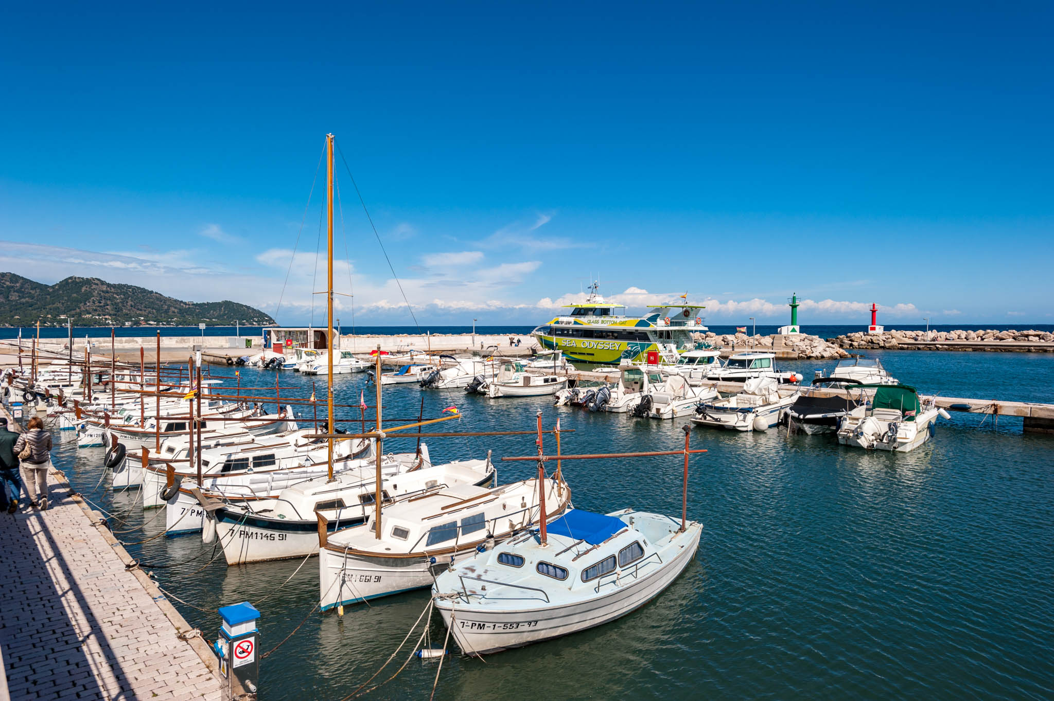 bona cala jet2holidays majorca